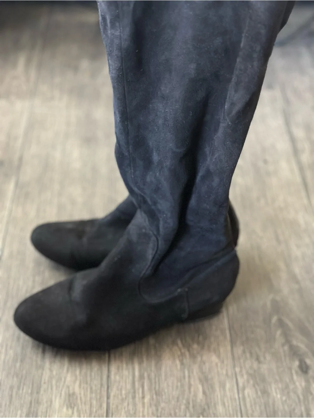 Black Over-the-Knee Women's Boot - Classic Suede Look